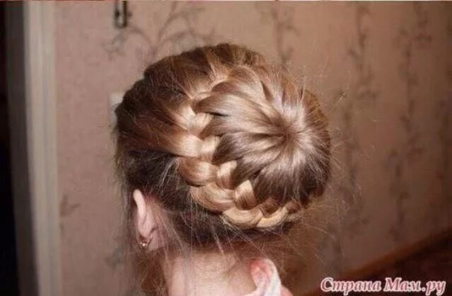 Прическа корзинка для девочки из хвостиков How to do this cute braid bun!