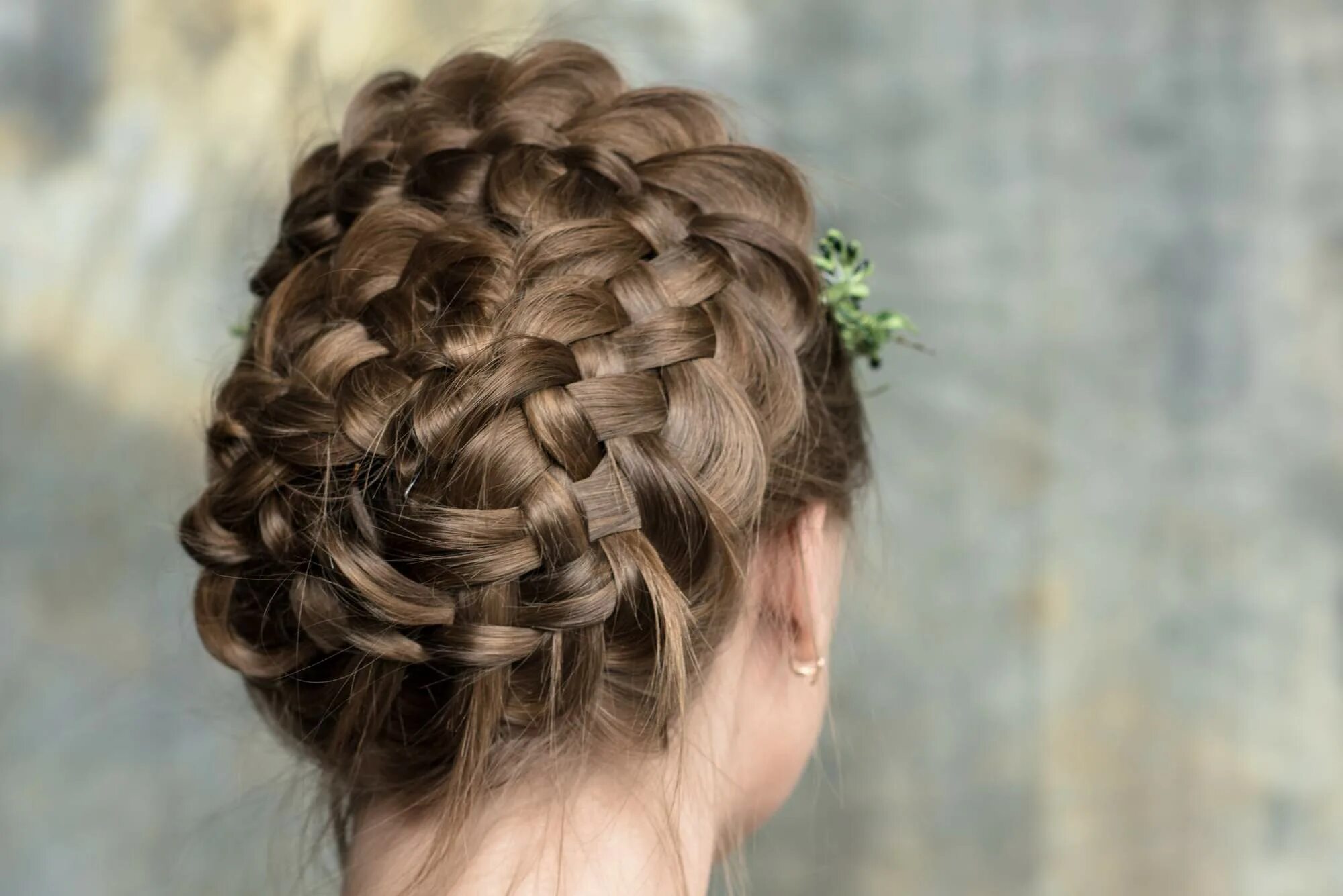 Прическа корзиночка на длинные волосы Wedding Braids: 38 Gorgeous Wedding Braids Hairstyles to Try All Things Hair US