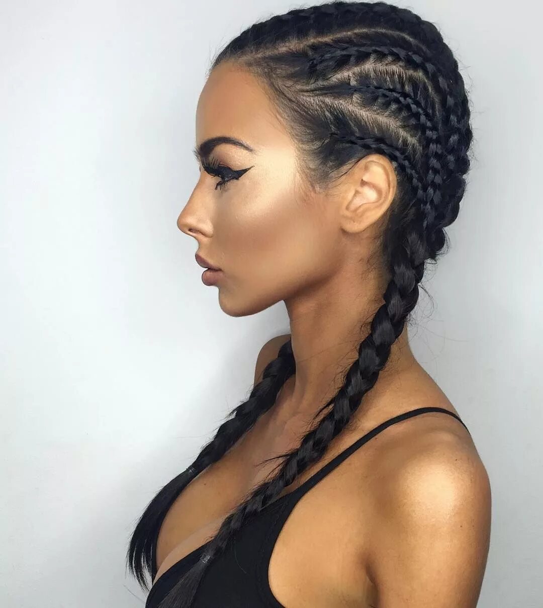 Прическа косички 2024 Manuela Mosca on Instagram: "@theblowatcreator @mrdbiggin" Boxer braids hairstyl