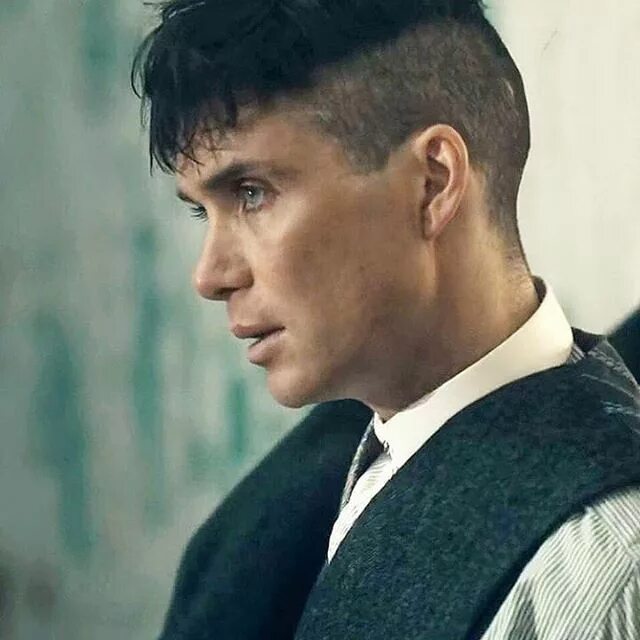 Прическа козырек CILLIAN MURPHY AS THOMAS SHELBY Capelli uomo, Attori, Immagini