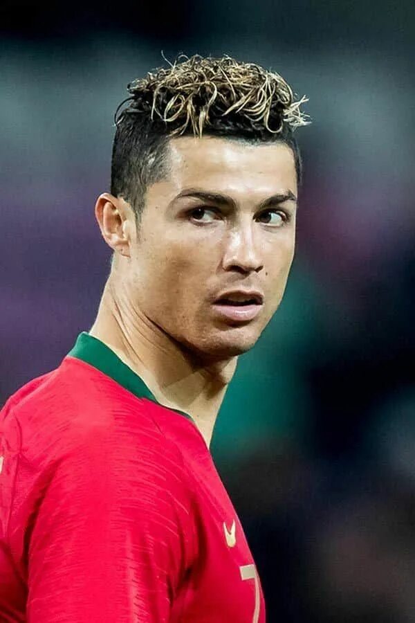 Прическа криштиану 22 Christiano Ronaldo Haircut Ideas Cristiano ronaldo haircut, Ronaldo haircut, 