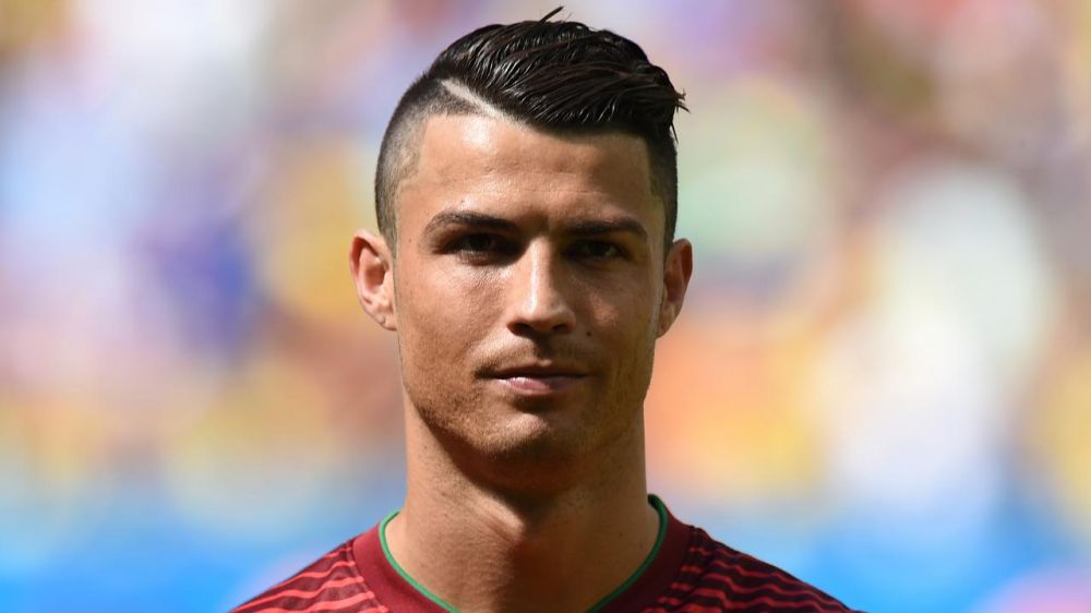 Прическа криштиану роналду 2018 года Ronaldos haircut HD phone wallpaper wallpapers.media