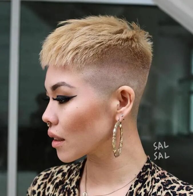 Прическа кроп женская фото Buzz Cut Girls Who Inspire You to Cut Locks Dramatically Really short hair, Hair