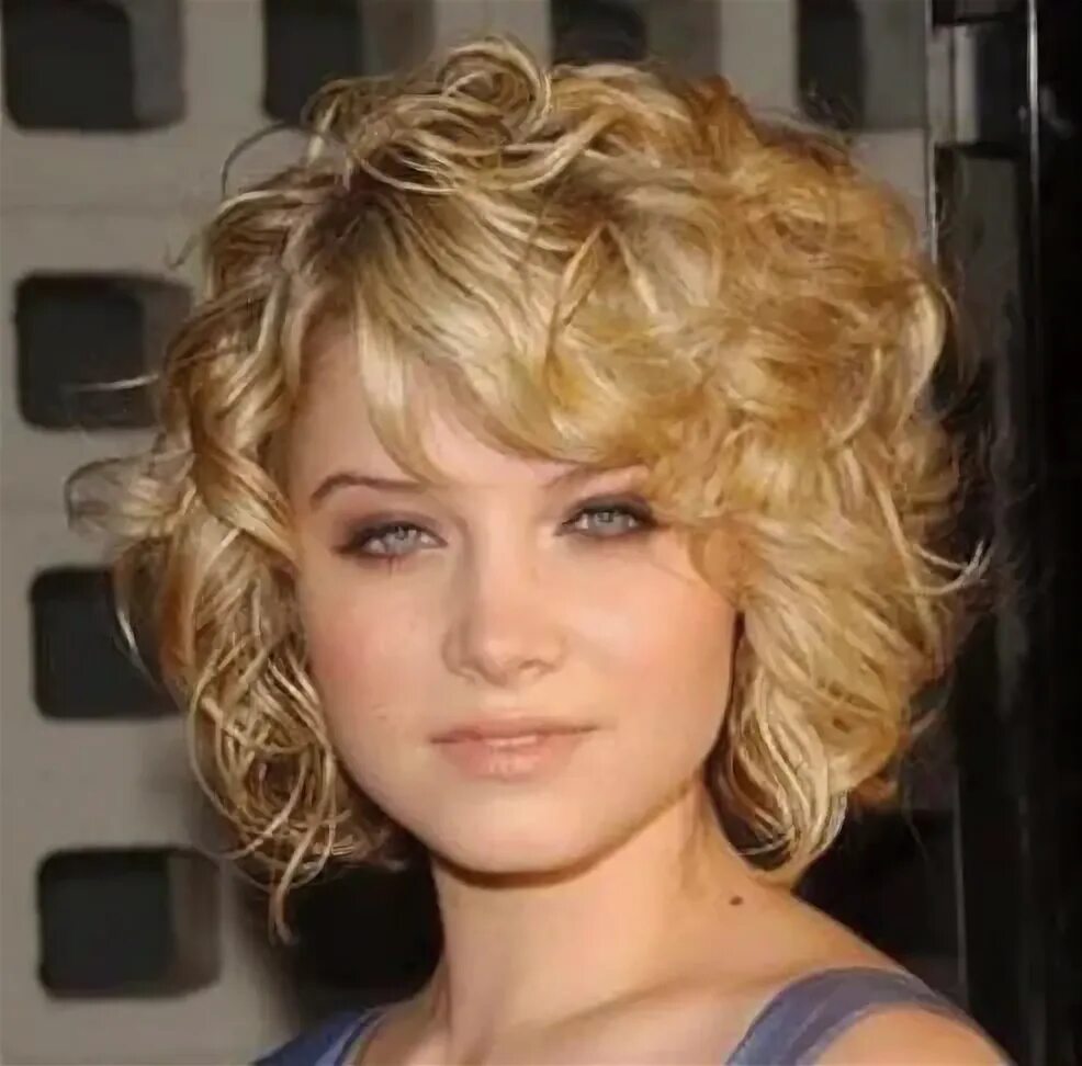 Прическа круглое лицо кудрявые волосы Short n Curly, Sassy Medium length curly hair, Haircuts for curly hair, Medium h