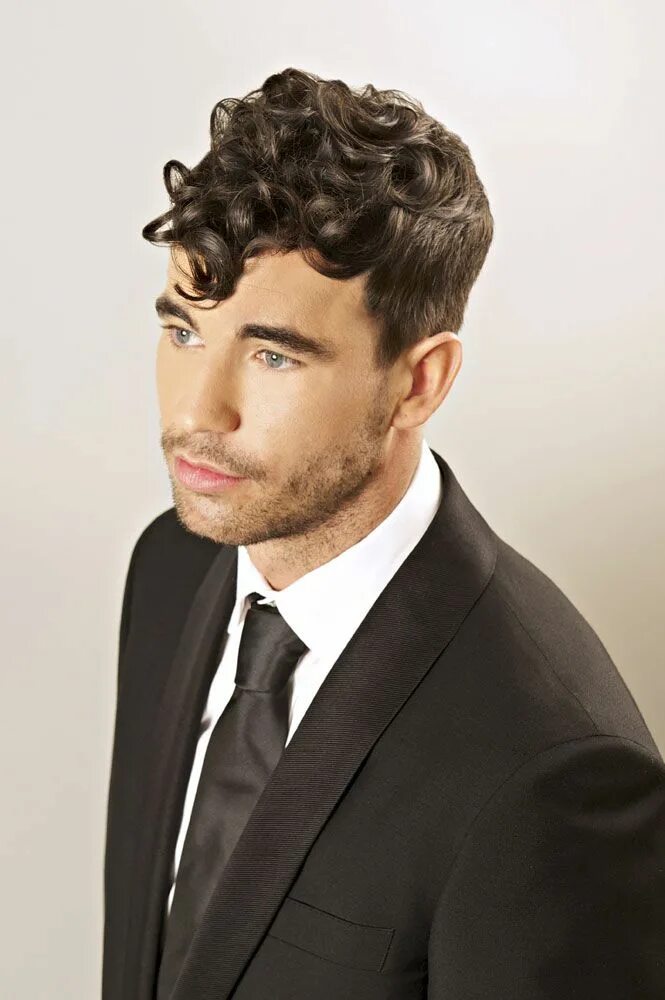 Прическа кудри мужская Get the Gatsby Look Curly hair men, Male haircuts curly, Men's curly hairstyles