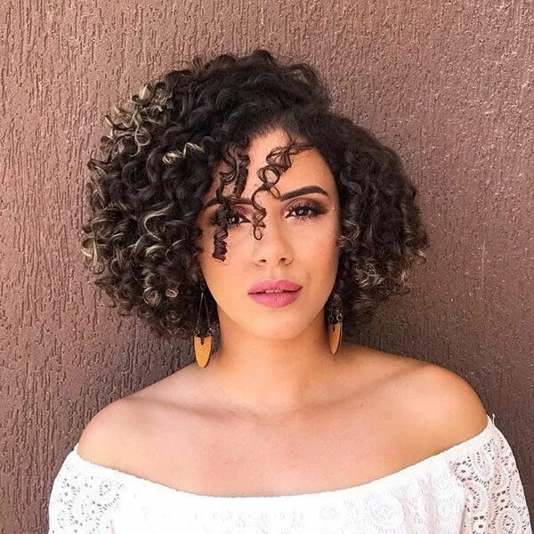 Прическа кудряшка фото Best Short Curly Hair Ideas in 2019 - The Undercut Short curly hair, Short hair 