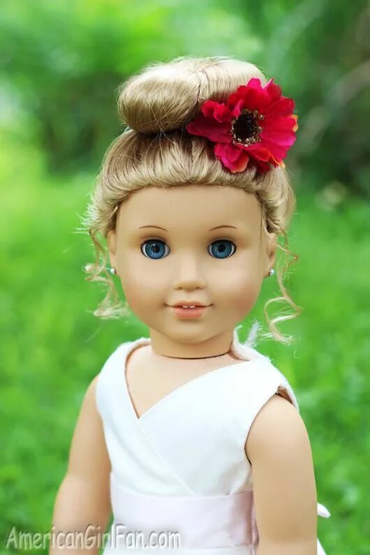 Прическа кукле фото Doll Hairstyle: Bun With Flower Crown! American girl hairstyles, American girl d