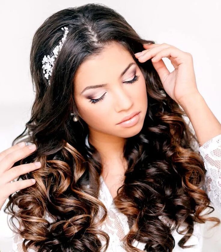 Прическа локоны Women's Hair Style. Long hair styles, Wedding hairstyles, Down hairstyles