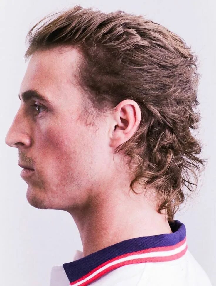 Прическа малет мужской Pushed Back Top with Curled Mullet Mens hairstyles, Haircuts for men, Mullet hai