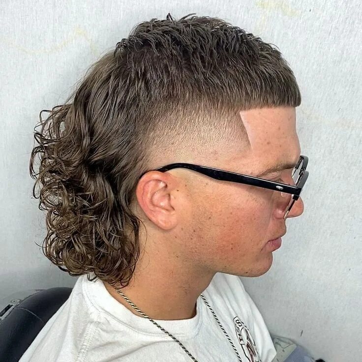 Прическа маллет 2024 44+ Mullet Haircuts For 2024 Mullet haircut, Mullet fade, Mullet hairstyle