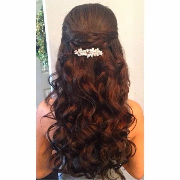 Прическа мальвинка на средние волосы с локонами Unforgettable Hairstyles Quince hairstyles, Long hair styles, Quinceanera hairst