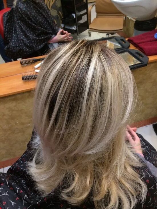 Chunky blonde highlights.... Contrast blonde Chunky blonde highlights, Short hai