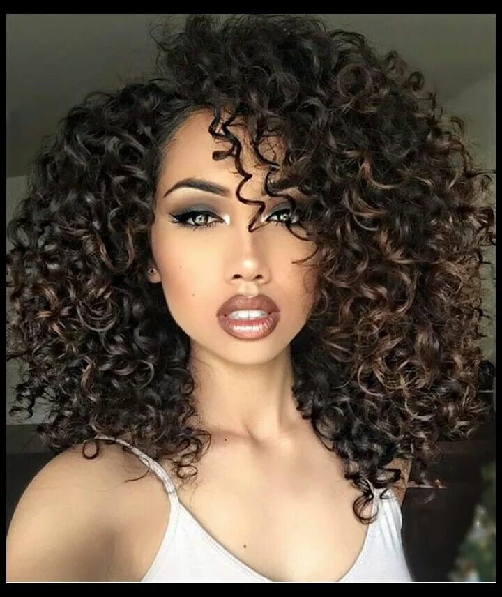 Прическа мелкие кудряшки на средние волосы Pin by jud mw on coiffure Haircuts for curly hair, Curly hair styles, Curly hair