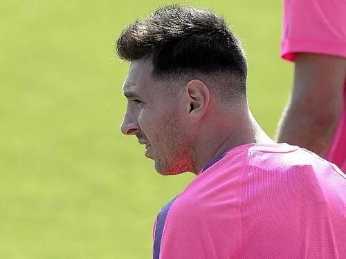 Прическа месси সমালোচনায় মেসির নতুন হেয়ার স্টাইল Messi, New look, Exercise