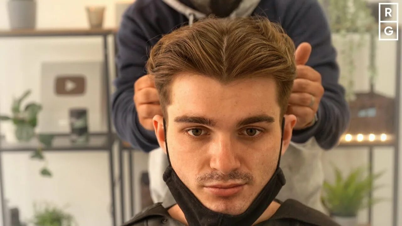 Прическа middle part как сделать Pushed Back Middle Part Haircut with Faded Undercut - YouTube