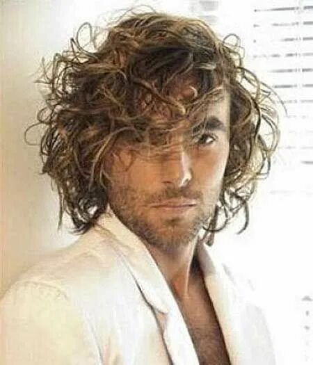 Прическа мокрый эффект мужская Cool messy hairstyles men Mens Hairstyles 2013 Hombres pelo largo, Peinados hips