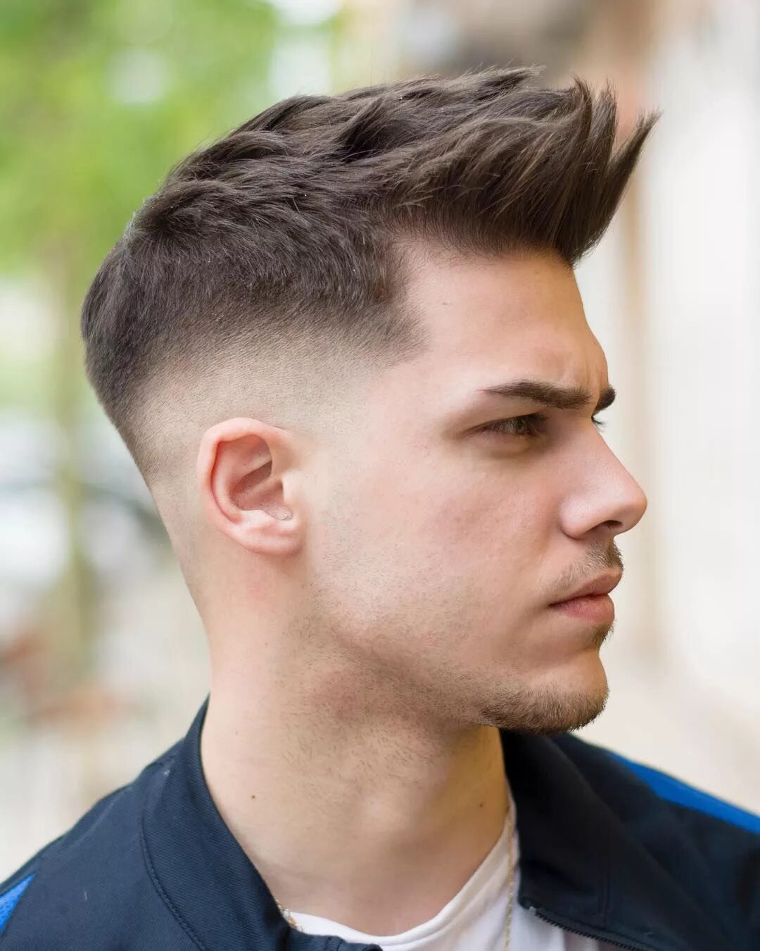 26+ Modern Quiff Hairstyles for Men - Men's Hairstyle Tips Fade haircut, High fa