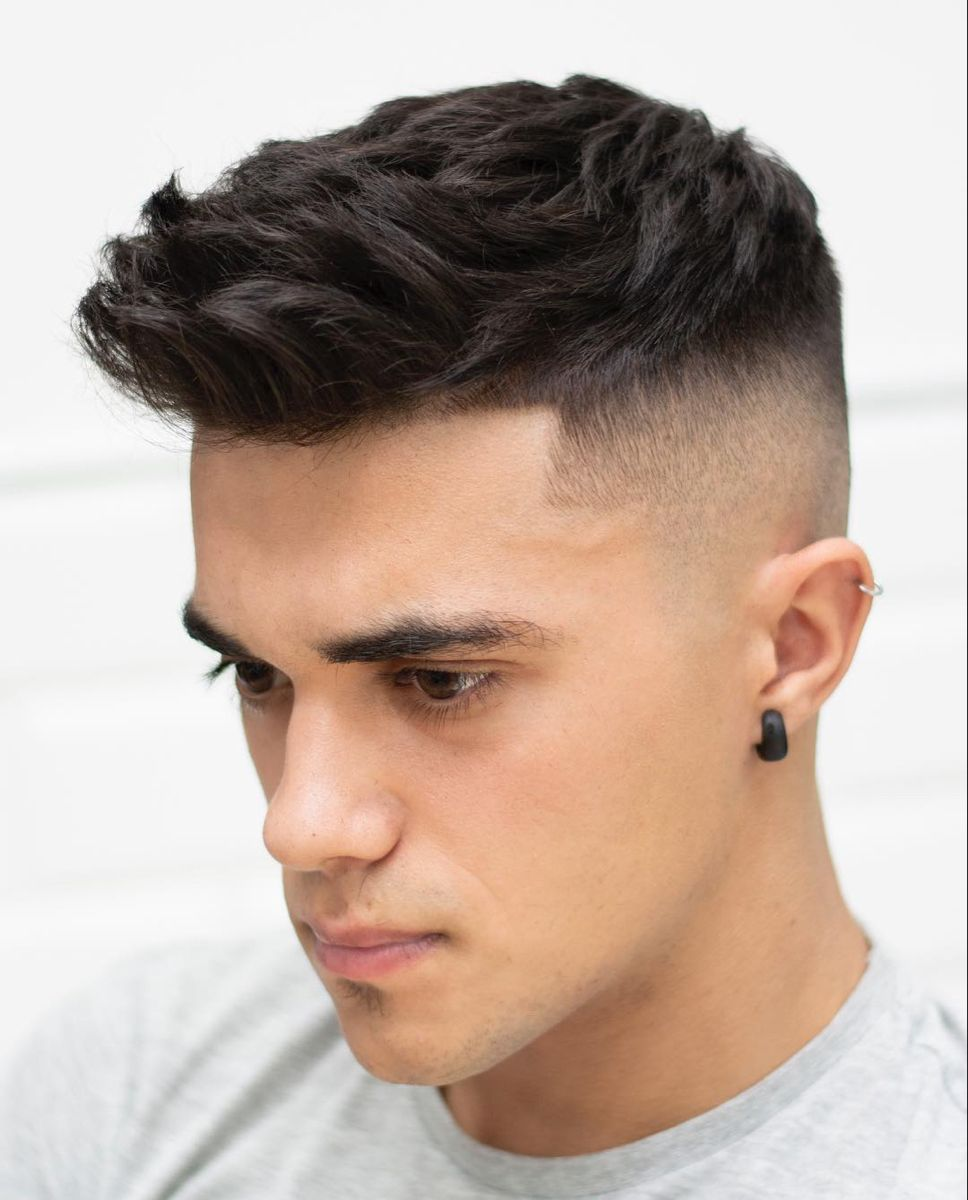 Прическа молодежная мужская 26+ Modern Quiff Hairstyles for Men - Men's Hairstyle Tips Fade haircut, High fa