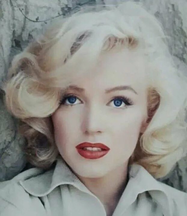 Прическа монро фото Iconic Marilyn Monroe in Los Angeles, 1953