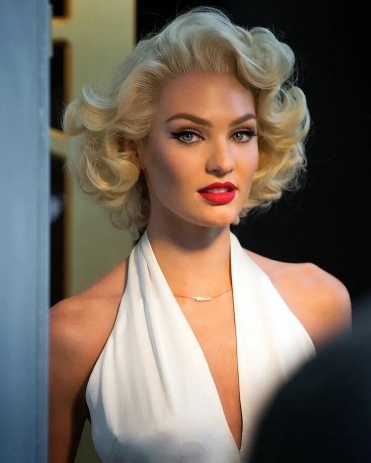 Прическа монро фото FASHION INSPIRATION (@fashiontalon) * Instagram photos and videos Marilyn monroe