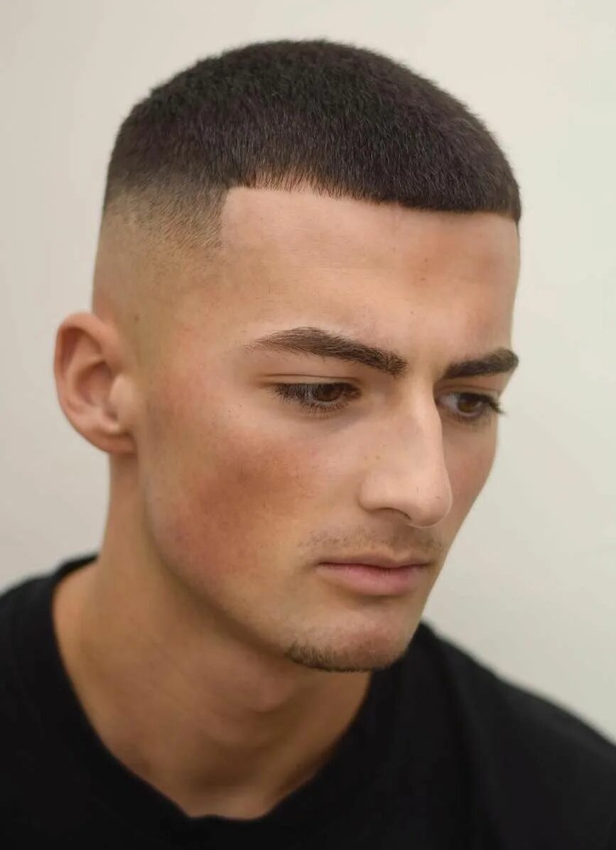 Прическа мужская 2024 года короткая 30 Masculine Buzz Cut Examples + Tips & How To Cut Guide Mens haircuts short, Me