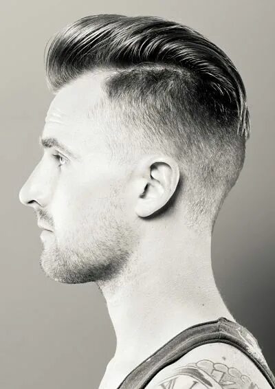 21 Undercut Haircuts For Men: 2024 Trends Mens hairstyles undercut, Undercut hai