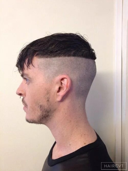 Прическа мужская без боковых men undercut bowl hairstyle Mens hairstyles undercut, Undercut hairstyles, Mens 