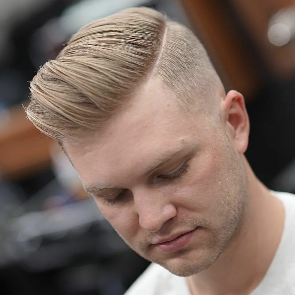 Прическа мужская посередине 21 Side Part Haircuts For Men To Wear In 2023 Side part haircut, Mens summer hai