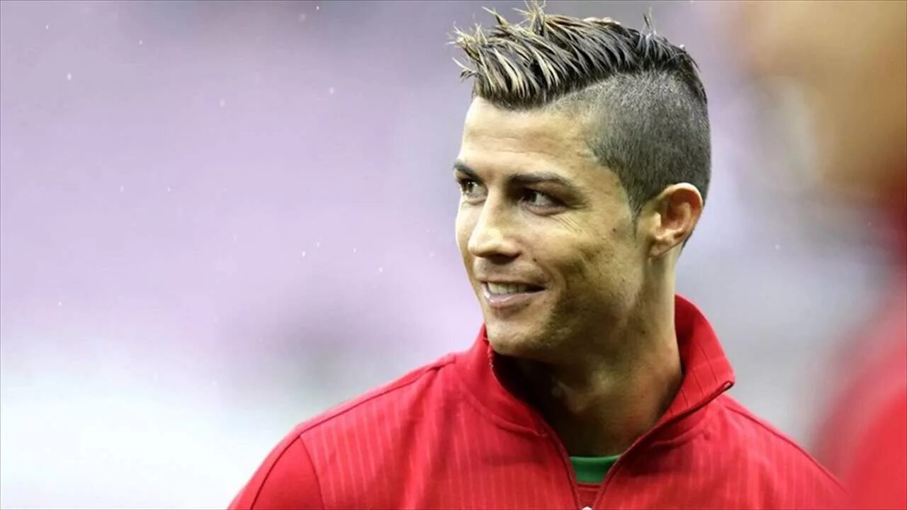 Прическа мужская роналдо Cristiano Ronaldo Hairstyle - YouTube