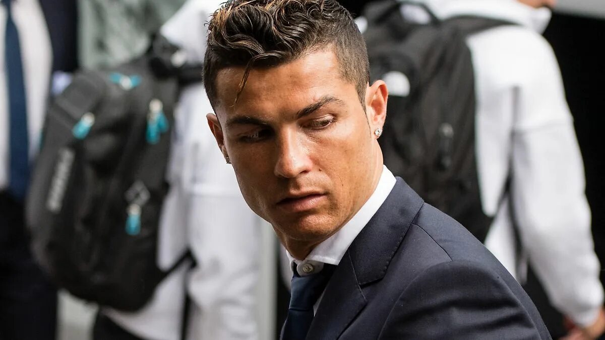 Прическа мужская роналдо Wechselwunsch vor Gericht?: Ronaldo-Aussage sorgt für mächtig Wirbel - n-tv.de