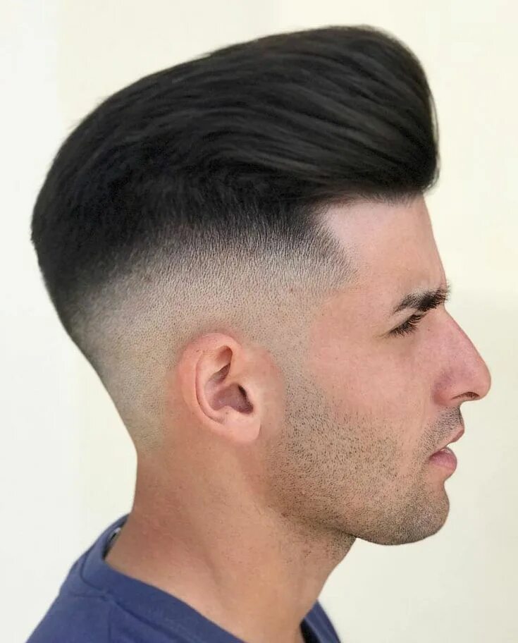 Прическа мужская с переходом по бокам Pompadour High Skin Drop Fade - This clean matte finish pompadour is one of the 