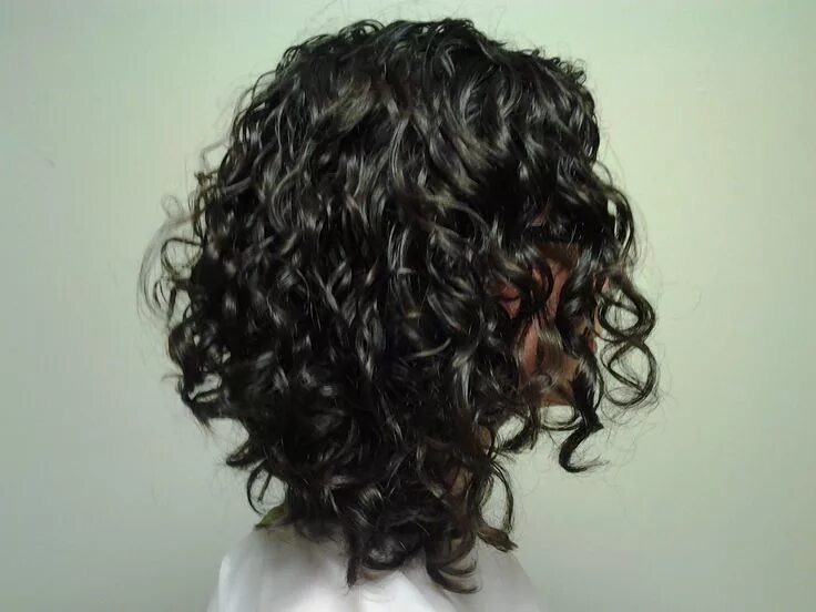 Прическа на биозавивку на средние inverted bob long curly hair pictures Cortes de cabello medio rizado, Pelo ondul