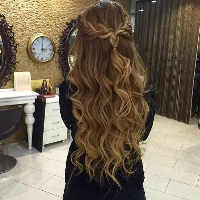 Прическа на длинные накрученные волосы braided half up half down with big loose curls we ❤ this! moncheriprom.com Prom 