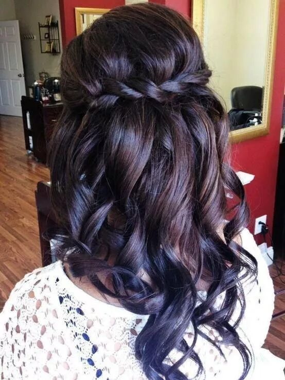 Прическа на длинные тяжелые волосы Favorite Things Friday Long hair styles, Hair styles, Wedding hairstyles