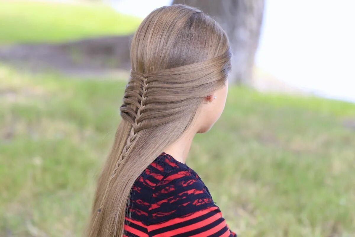 Прическа на длинные волосы 12 лет Mermaid Braid Braided hairstyles, French braid hairstyles, Mermaid braid