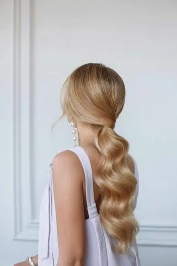 Прическа на длинные волосы низкий хвост Pin by Karina on Причёска для невесты Bridesmaid hair makeup, Long hair styles, 