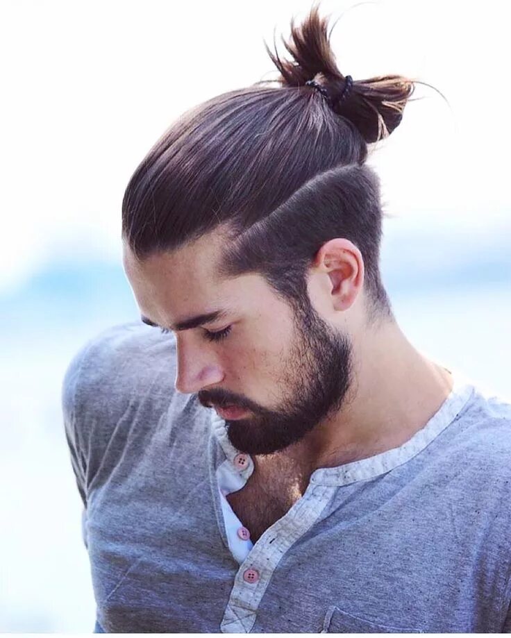 Прическа на длинные волосы парню Instagram photo by HAIRMENSTYLE OFFICIAL ✂ * May 25, 2016 at 2:09am UTC Man bun 