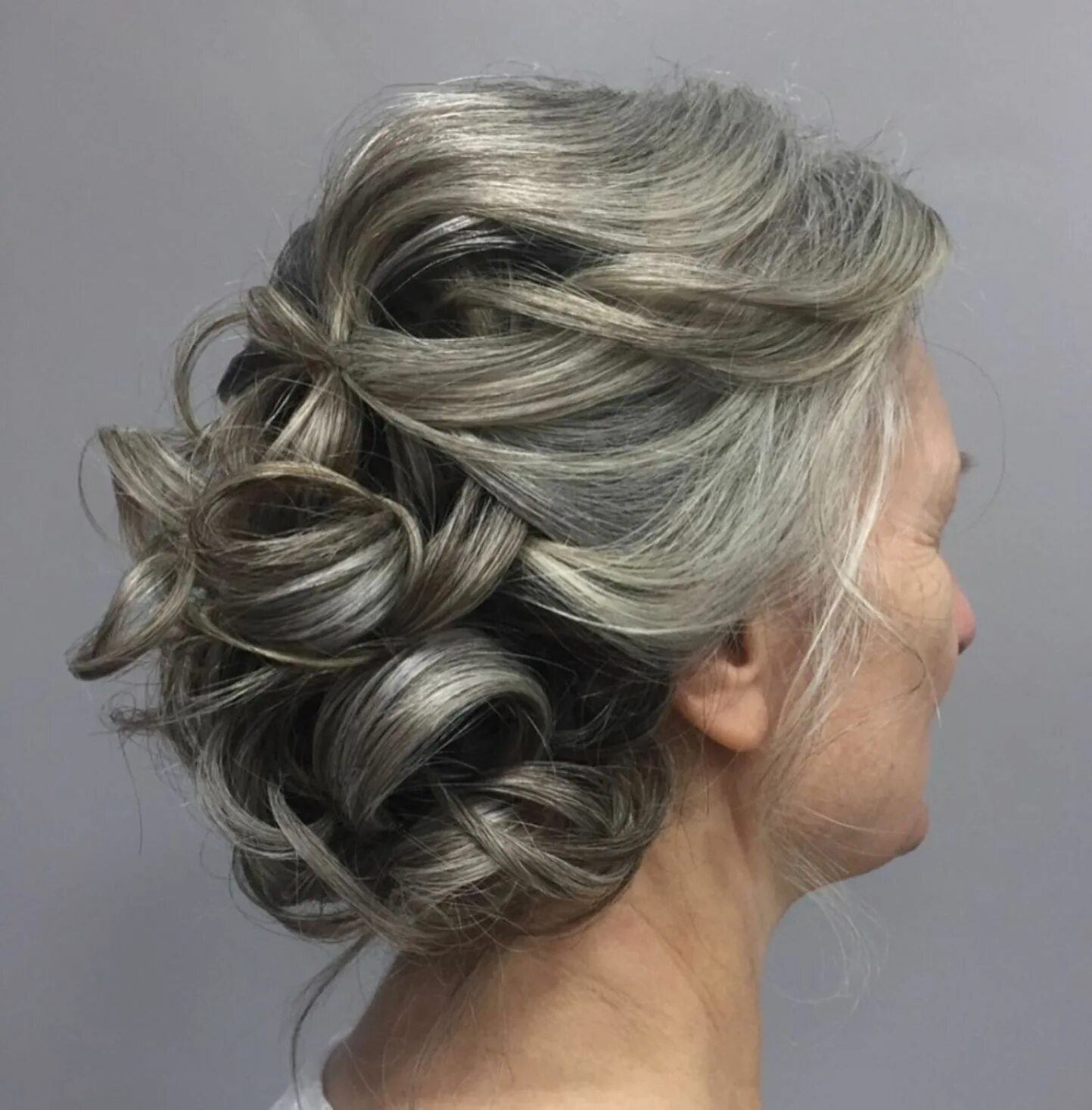 Прическа на длинные волосы пожилой женщине 50 Ravishing Mother of the Bride Hairstyles for 2024 Mother of the groom hairsty