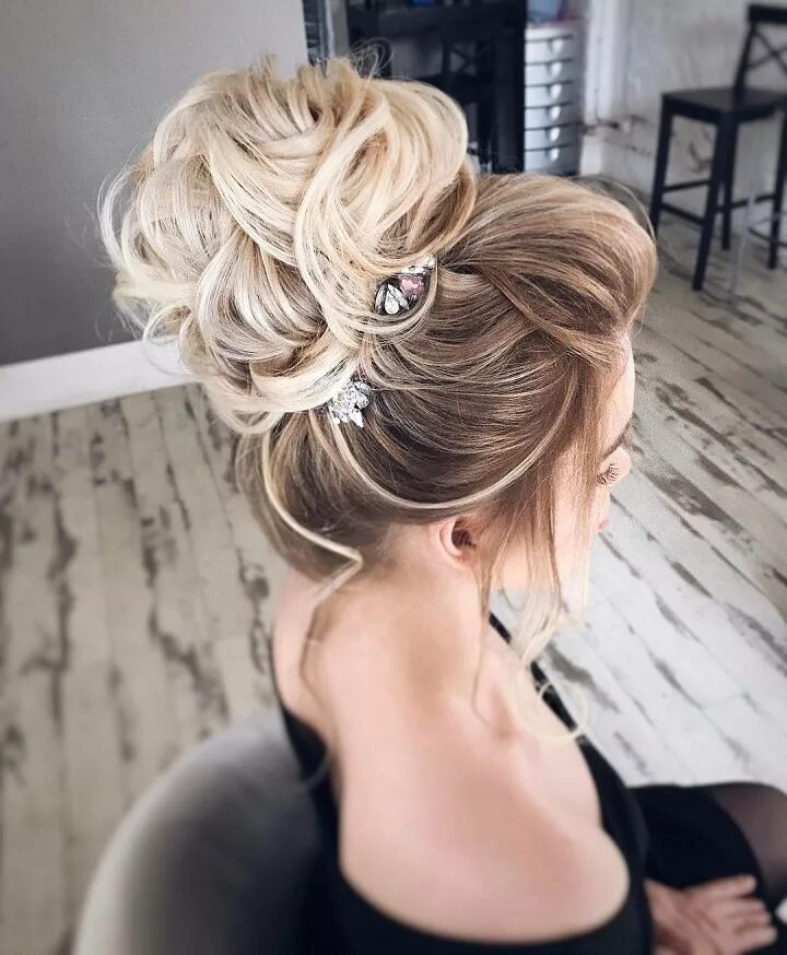 Прическа на длинные волосы собранные наверх Elegant updo wedding hairstyle to inspire your big day look Pageant hair, Pagean