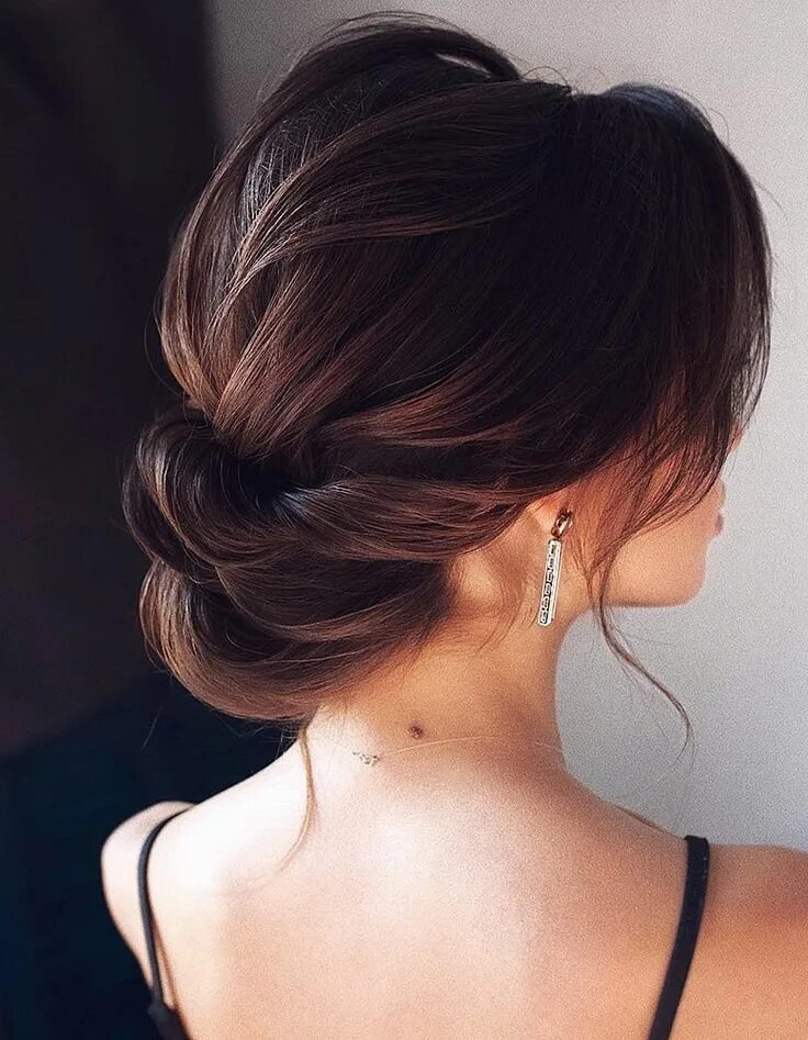 Прическа на длинные волосы собранные наверх via instagram tonyastylist Wedding hair trends, Up hairstyles, Bridal hair updo