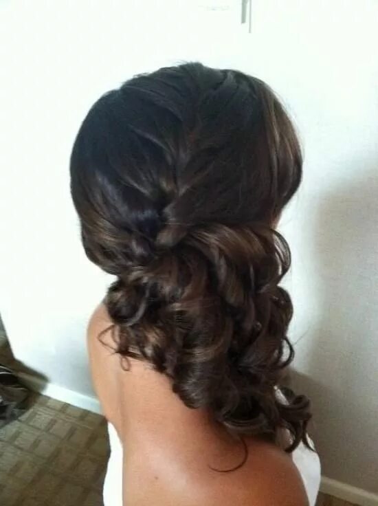 Прическа на длинные волосы сзади BRAIDS: HAIR / Side French Braid Into Curls - Socialbliss Long hair styles, Brai