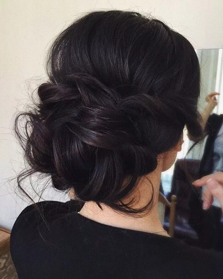 Прическа на длинные волосы сзади собрано Chic messy wedding updo for straight hair to Inspire You Medium length hair styl