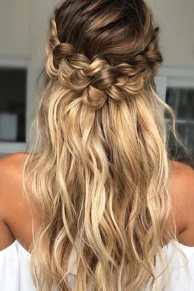 Прическа на др на длинные волосы Heavenly Hair Wedding Hairstyles For Long Hair Tania Maras Coiffure de bal, Coif