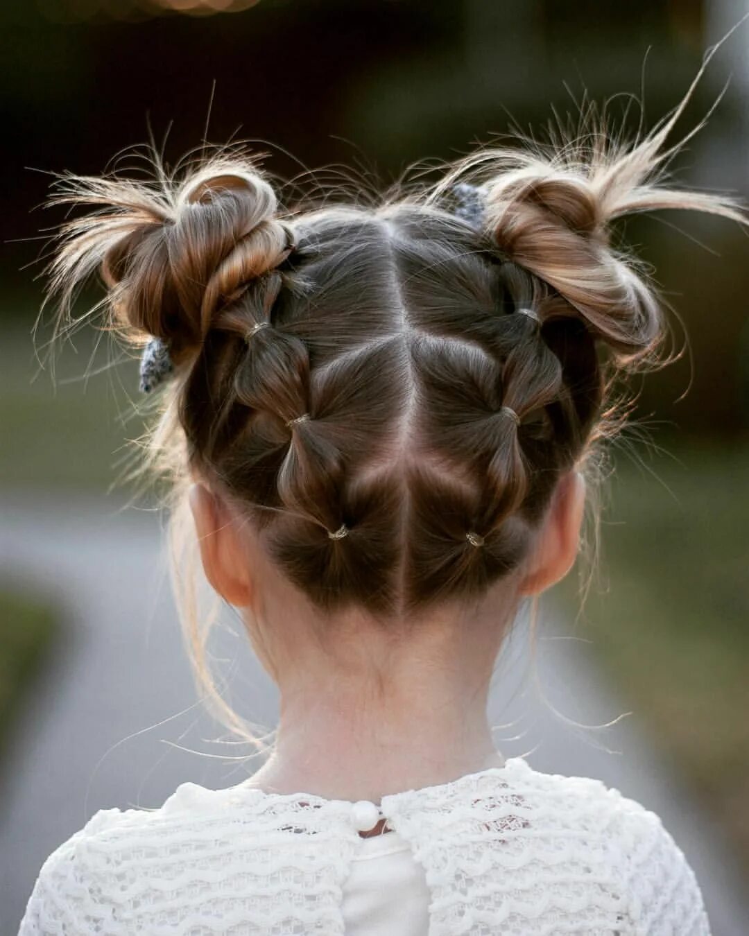 Прическа на каре с маленькими резинками Instagram photo by Katie * Dec 31, 2015 at 5:50am UTC Hair styles, Toddler hair,