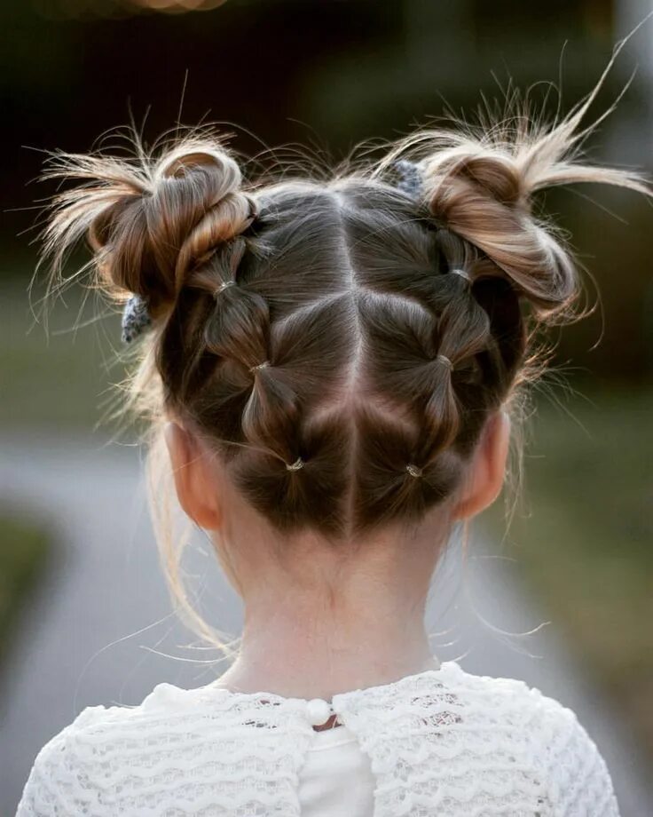 Прическа на каре с резиночками силиконовыми Instagram photo by Katie * Dec 31, 2015 at 5:50am UTC Hair styles, Toddler hair,