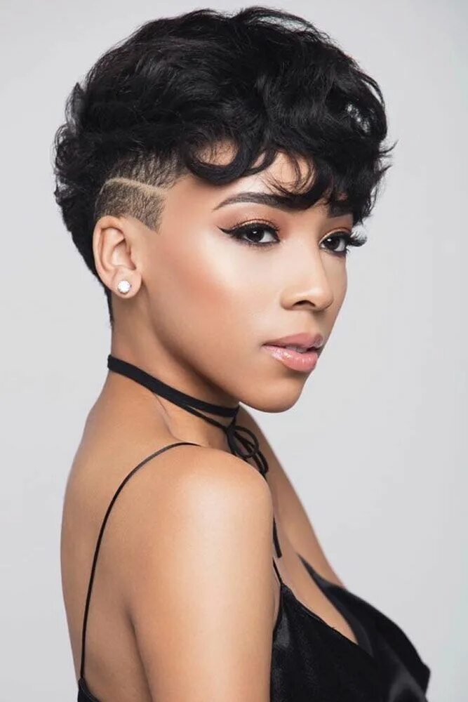 Прическа на короткие черные волосы 24 Head-Turning Short Hairstyles For Black Women To Make A Stylish Statement Sho