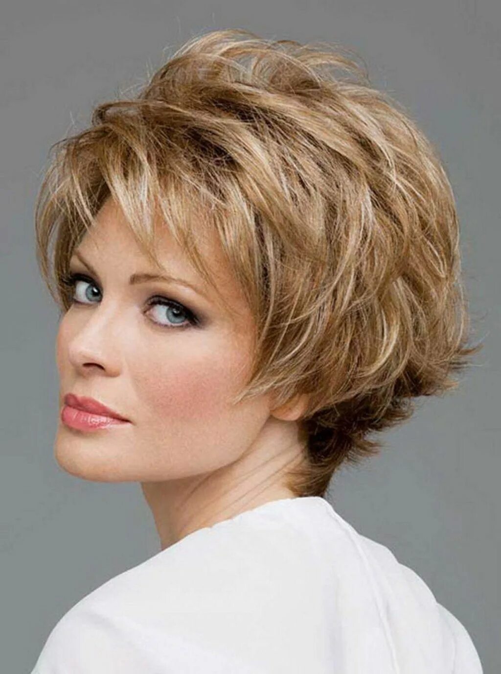 Прическа на короткие волосы без укладки 20 Most Trendy Hairstyles for Women over 40 to Look Younger Thick hair styles, S