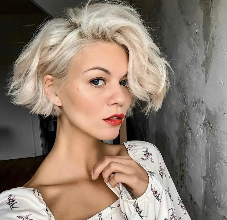 Прическа на короткие волосы блондинки Pin on Beauty//Hair Short white hair, Short blonde hair, Short hair styles