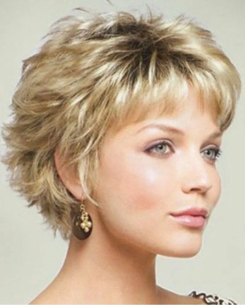 Прическа на короткие волосы фото с челкой Pin on hair over 50 Modern short hairstyles, Short layered haircuts, Short shag 