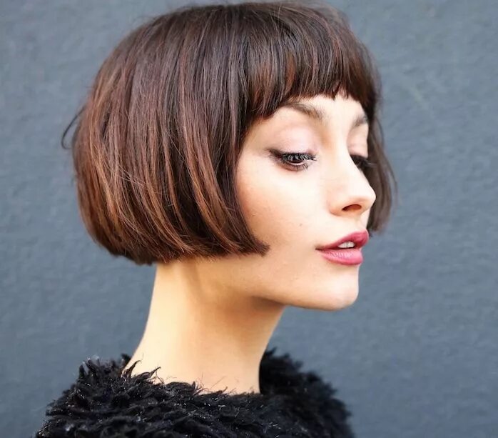 Прическа на короткие волосы каре с челкой Quelle coupe courte femme 2021? La réponse en plusieurs looks canon Chin length 